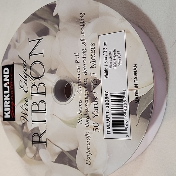 3 Rolls Kirkland Wire-edged Ribbon, 1-1/2" x 122 yards approx total - Picture 8 of 10